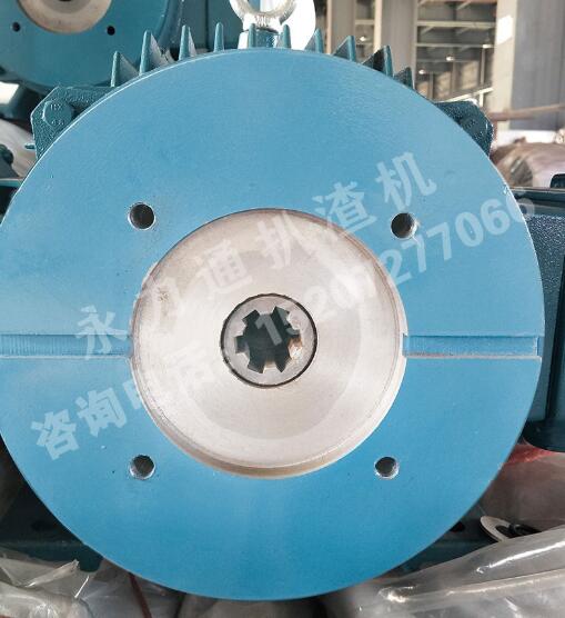 1扒渣機(jī)花鍵電機(jī).jpg 1扒渣機(jī)花鍵電機(jī).jpg